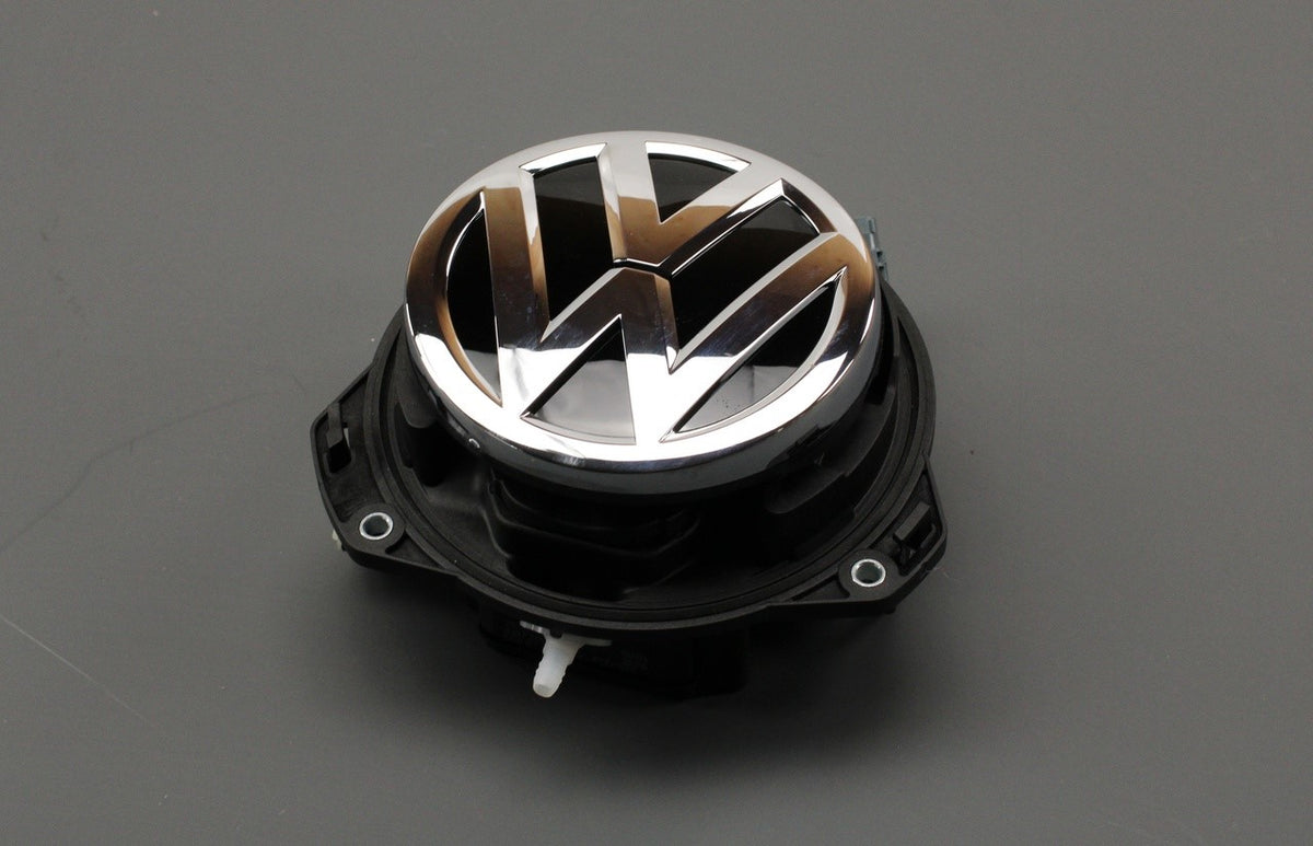 VW Golf MK7.5 2017-2020 MK8 20-on boot handle w/ camera 5G0827469AC FOD, view 1