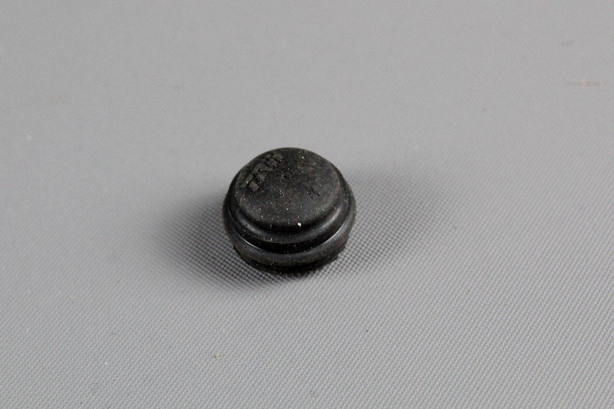 VW Audi Skoda SEAT brake caliper bleed nipple cover cap 211611483