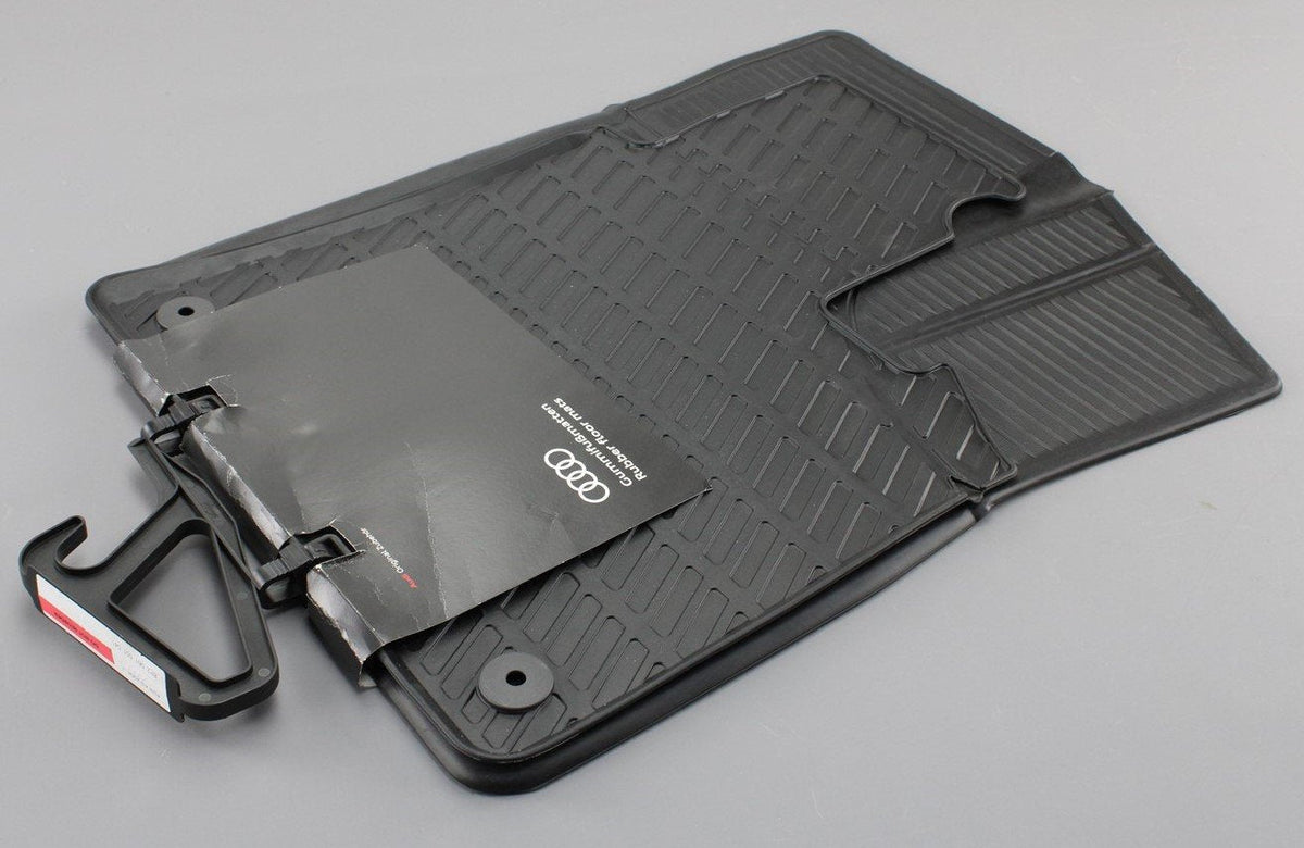 Genuine Audi A3 Rear Rubber Floor Mats – 2004-2013 (8P0061511041) – Heavy Duty