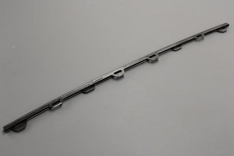 VW Polo 6C 2015-17 front centre grille trim (lower) 6C0853101F 9B9