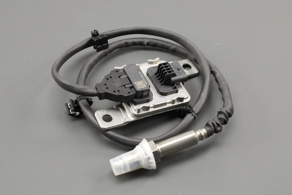 Audi A6 2015-2018 A7 2015-2018 front NOx sensor (3.0 TDI) 4G0907807AK, view 1
