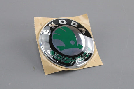 Skoda Superb 3T 2008-13 bonnet emblem badge (front) 3T0853621A MEL