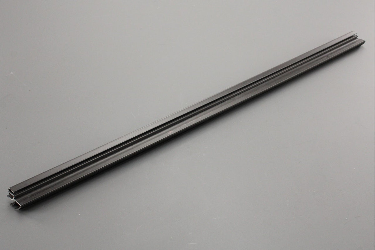 Skoda Octavia 04-13 inner window aperture seal (front left) 1Z0837479A, view 1