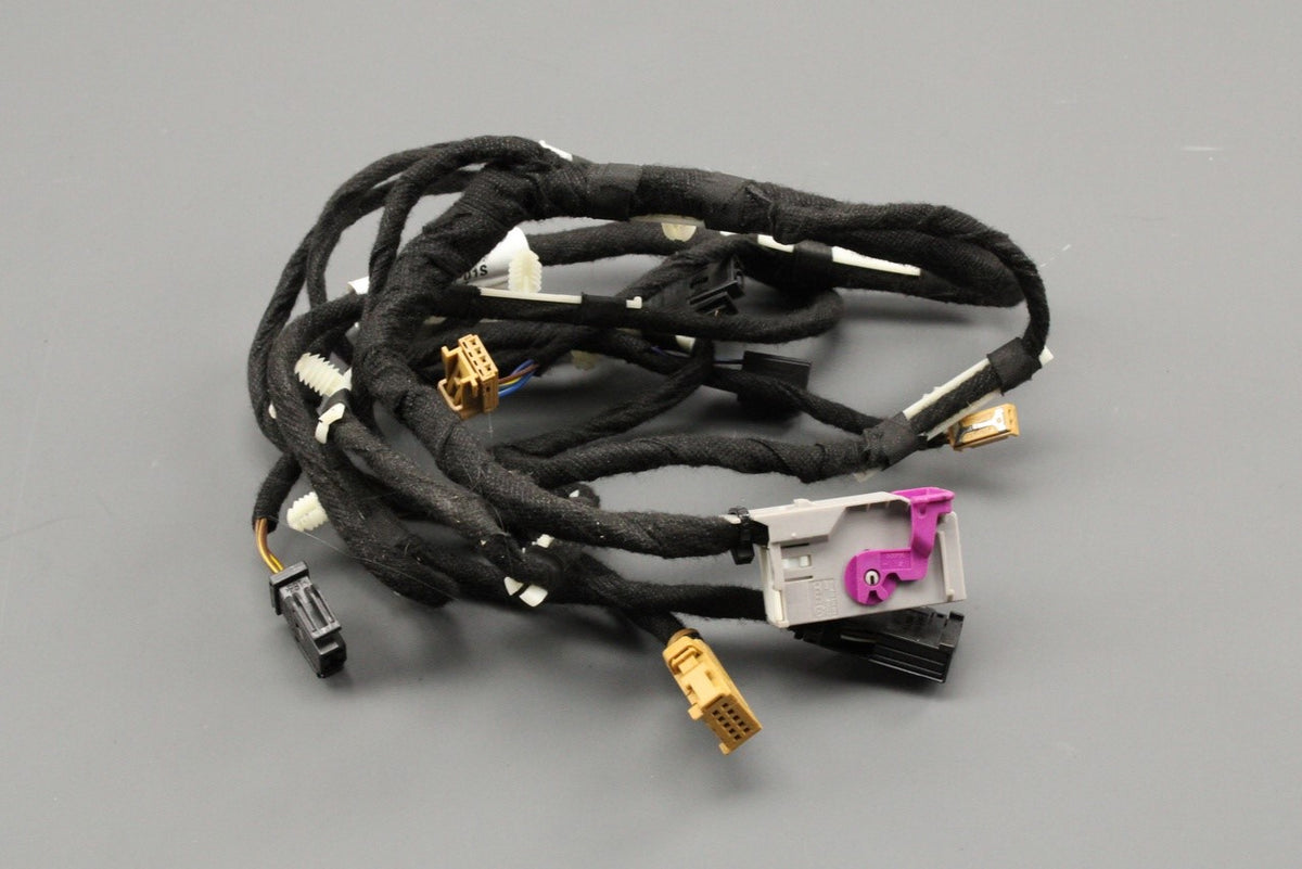 Audi A3 Cabriolet 08-13 RHD drivers door card wiring harness 8P7971036J, view 1