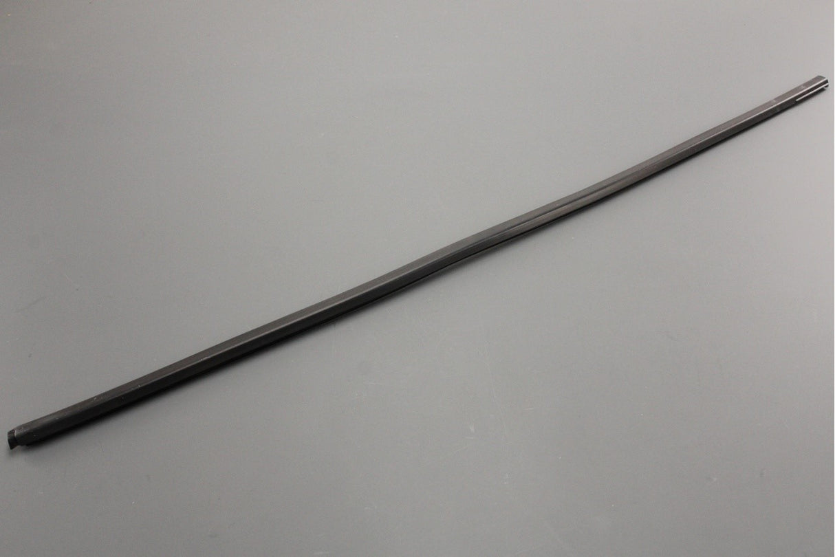 VW Beetle 1999-2010 window aperture seal (right outer) 1C0837478A B41