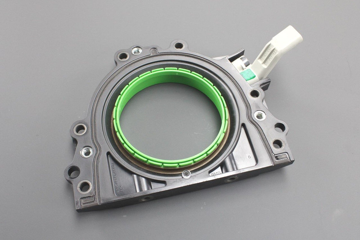 VW Audi Skoda SEAT rear crankshaft oil seal flange (1.5 TSI) 05E103170, view 1