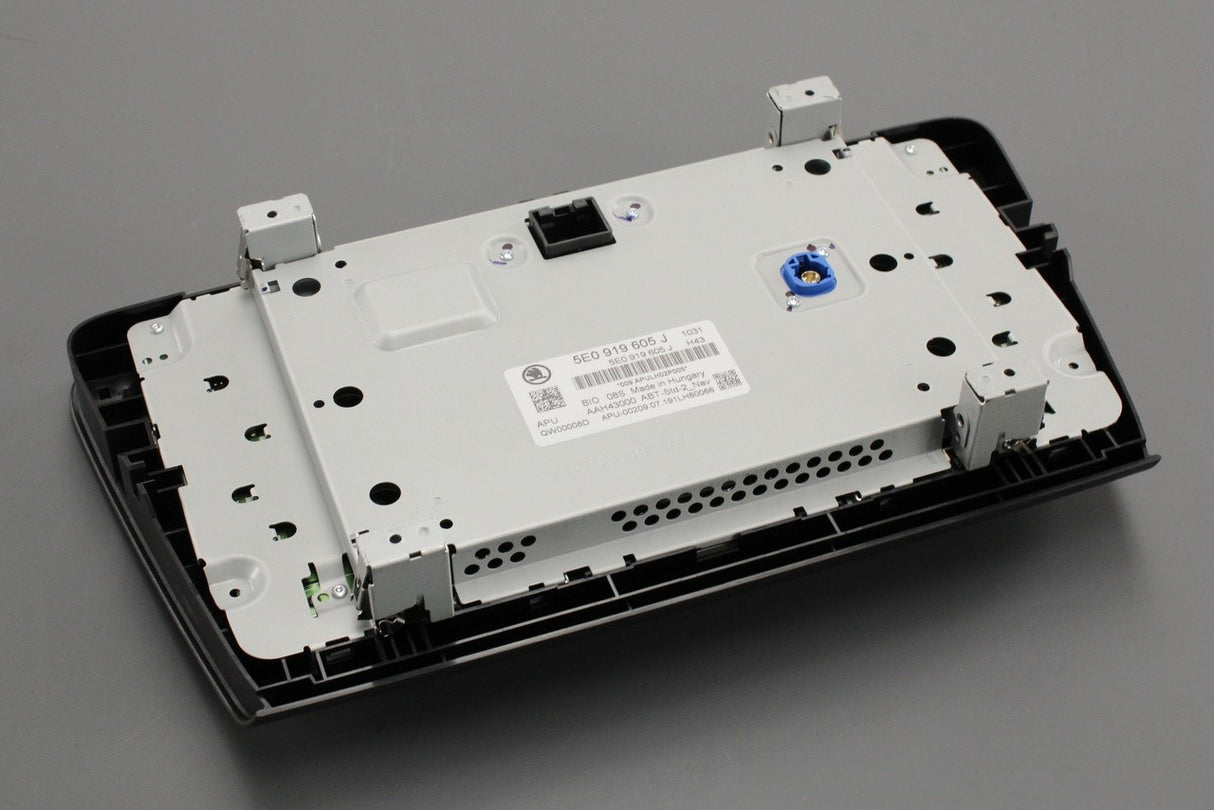 Skoda Octavia 5E 13-17 touchscreen display & control unit 5E0919605J BIO