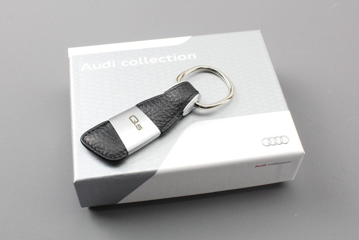 Audi Q5 leather keyring 3181400215