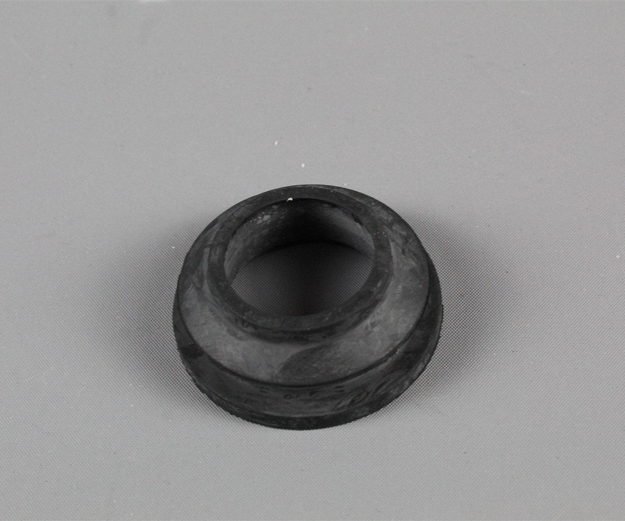 VW Transporter T6 Crafter Washer neck to bottle seal gasket 7E0955489