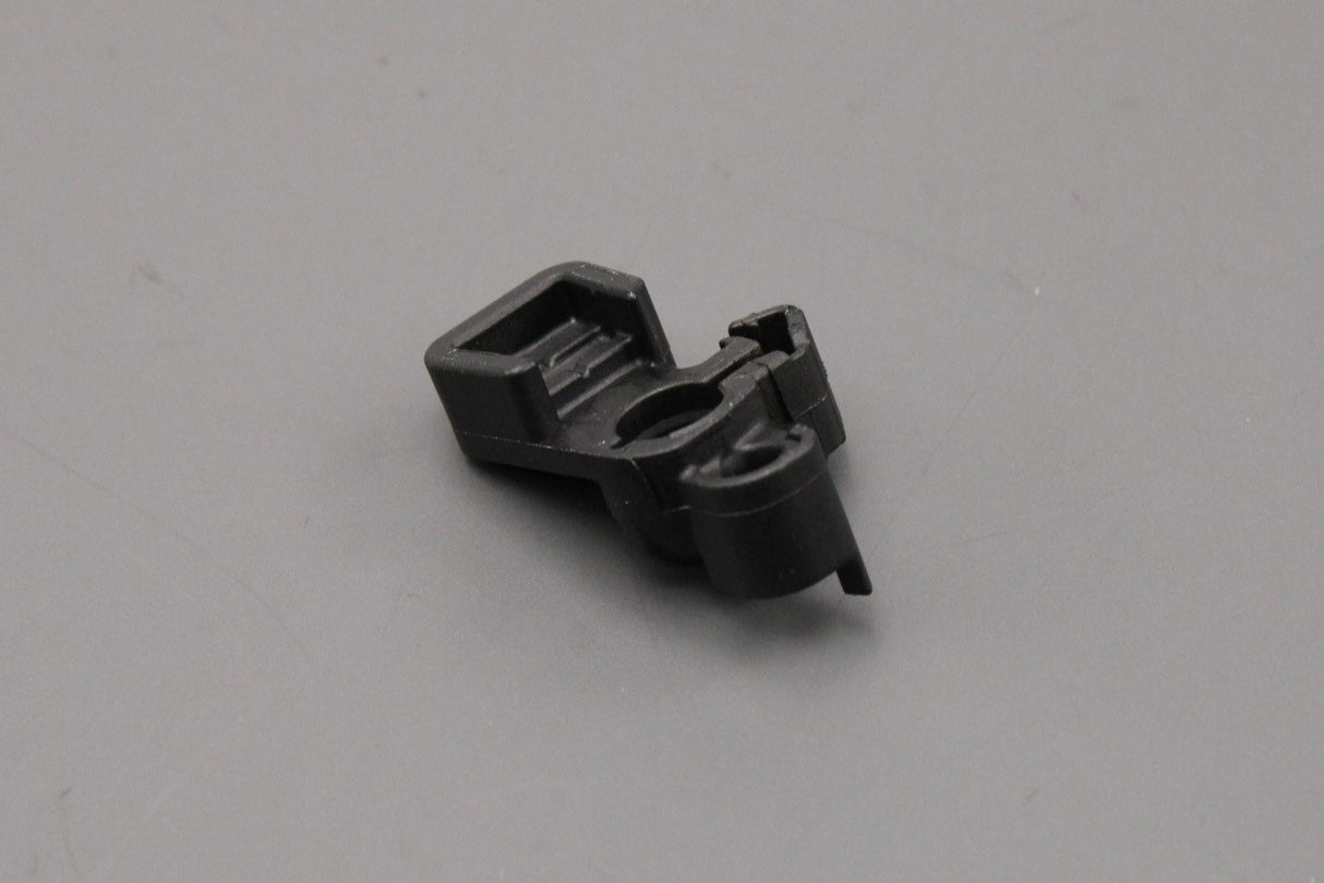 VW Crafter 2017-on rear door lock rod holder clip (x1) 7C0827312