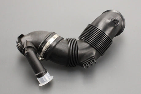 VW Golf MK7 Audi A3 Skoda SEAT air intake hose (1.6 2.0 TDI) 5Q0129654L