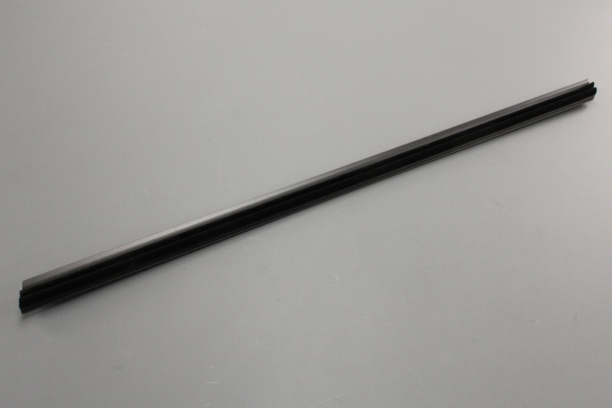 Skoda Octavia 5E 13-20 front window aperture seal (left inner) 5E0837479