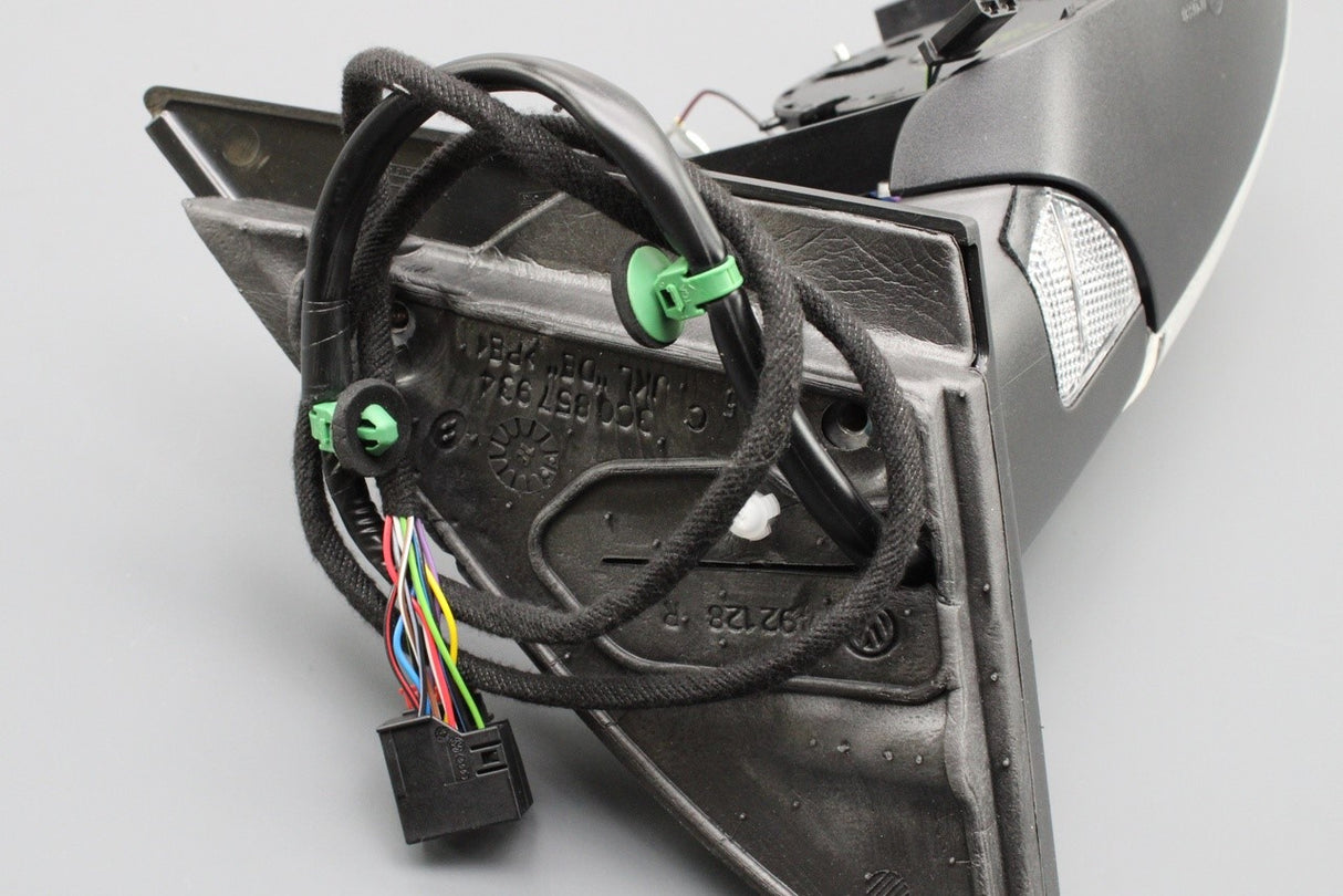 VW Passat B6 2006-2011 wing mirror housing (right) 3C2857508CH 9B9