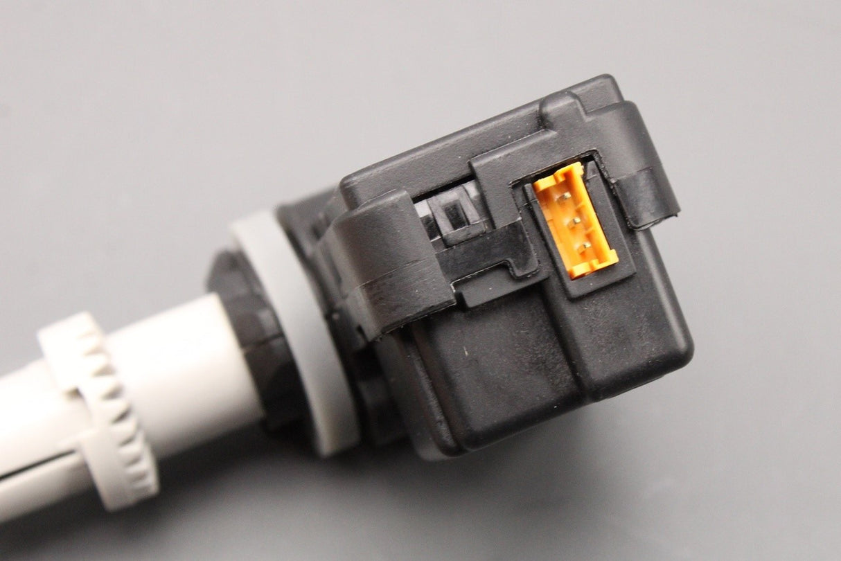 VW Golf MK6 09-13 Scirocco headlight range control motor (x1) 5M0941295B