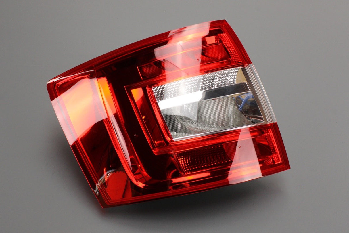 Skoda Octavia Estate 5E 2018-2021 rear tail light (left) 5E9945111B