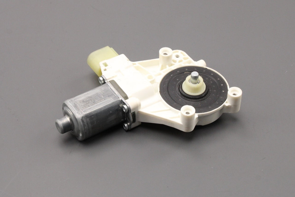 BMW 1' E87 3' E90 X1 E84 front window regulator motor (left) 67626927027, view 1