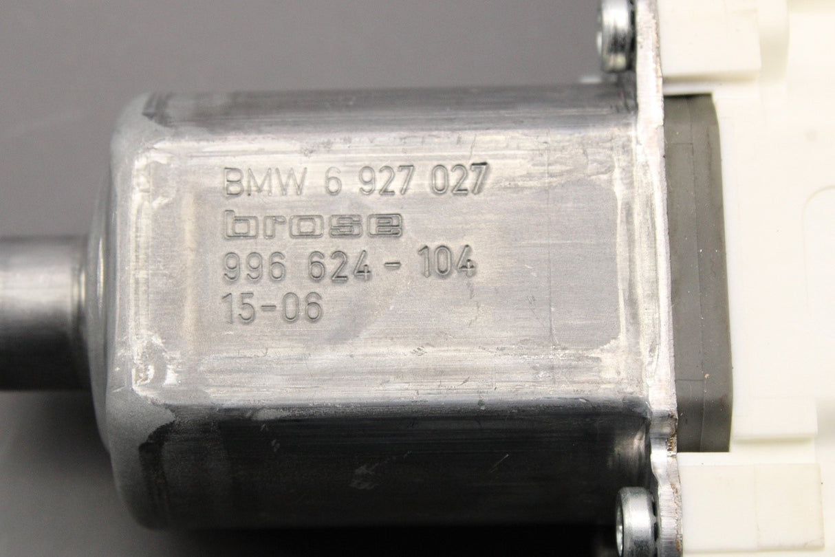 BMW 1' E87 3' E90 X1 E84 front window regulator motor (left) 67626927027