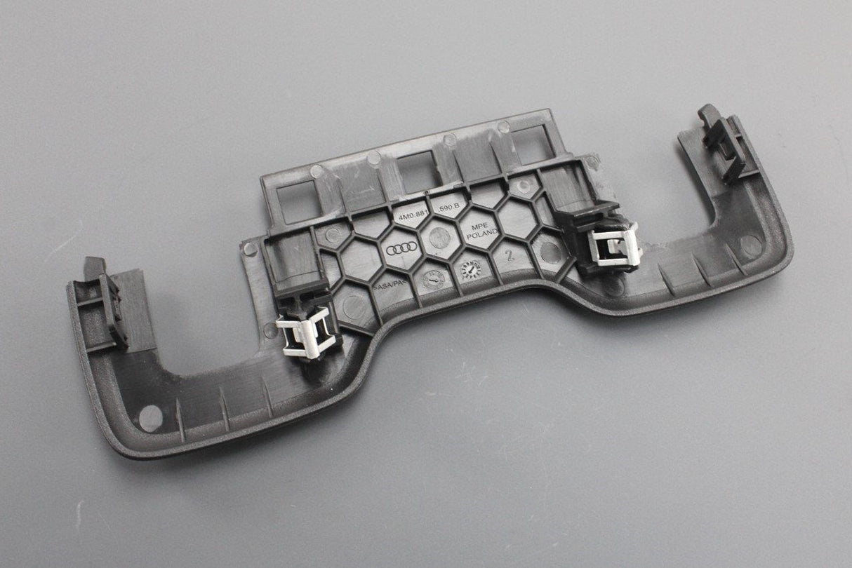 Audi A5 RS5 Q8 RSQ8 front headrest seat trim surround 4M0881590B 4PK