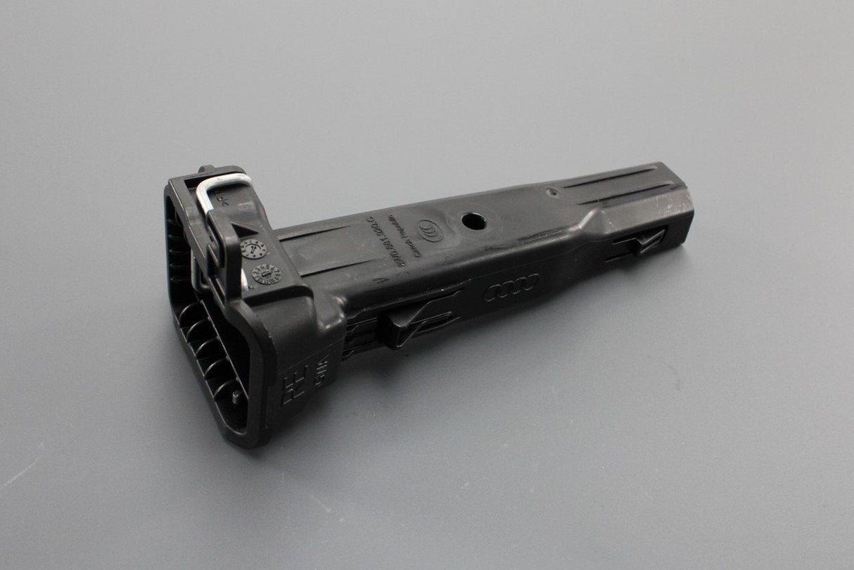 Audi A5 S5 RS5 Q7 Q8 RSQ8 headrest guide (front right) 8W0881920C