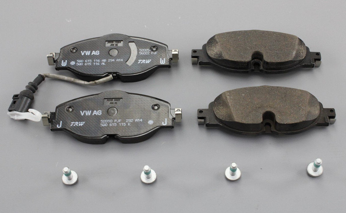 VW Golf MK7 Passat Audi A3 TT front brake pads set 8V0698151D, view 1