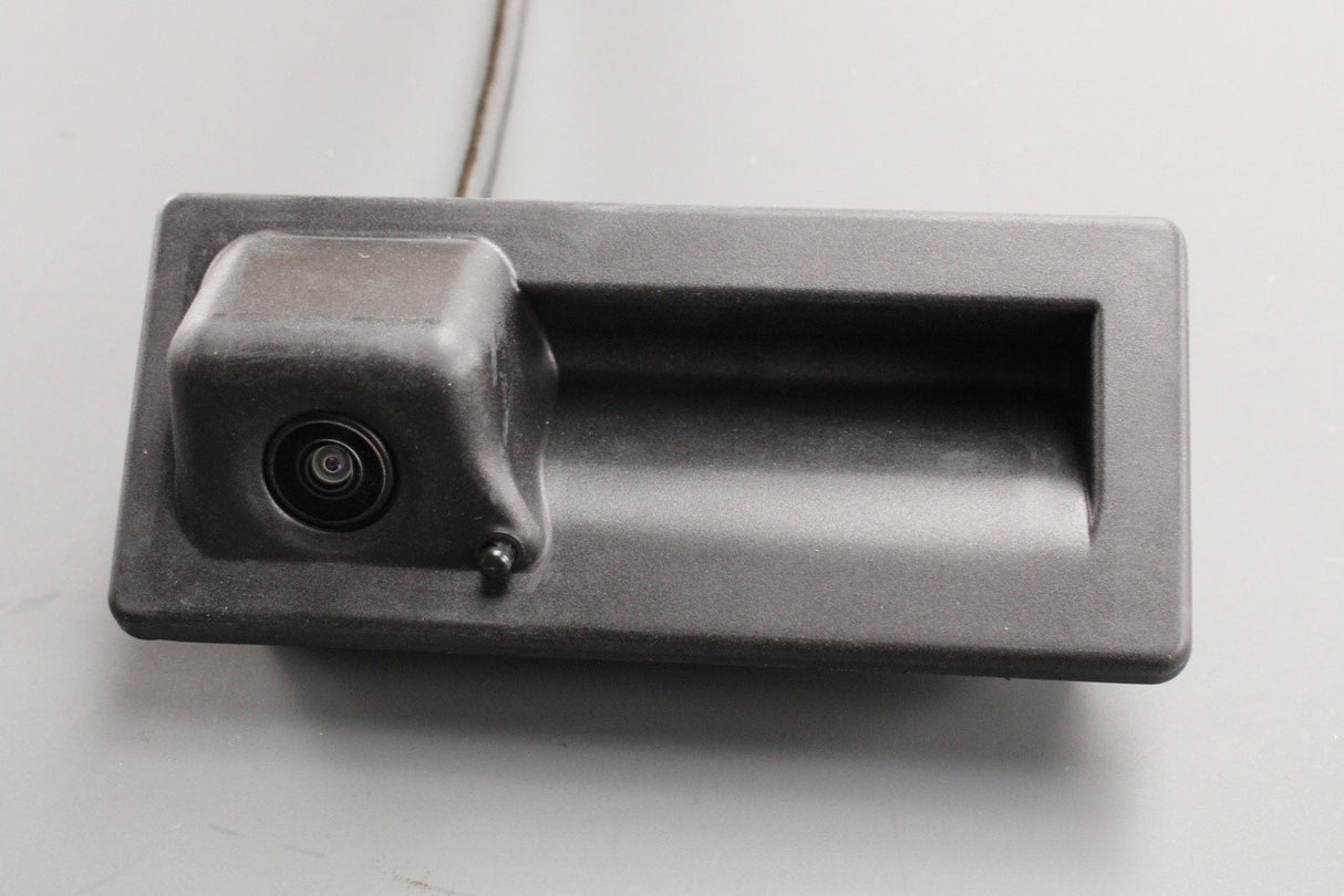 Tiguan 16-on Tiguan Allspace reversing camera retro-fit kit 5NC054634