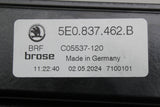 Skoda Octavia 2013-21 front window regulator (right) 5E0837462B