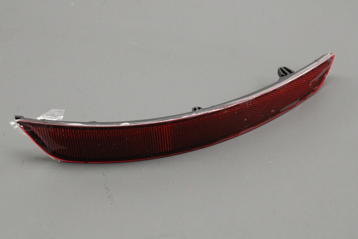 Skoda Fabia Estate 2015-2021 rear bumper reflector (right) 6V9945105