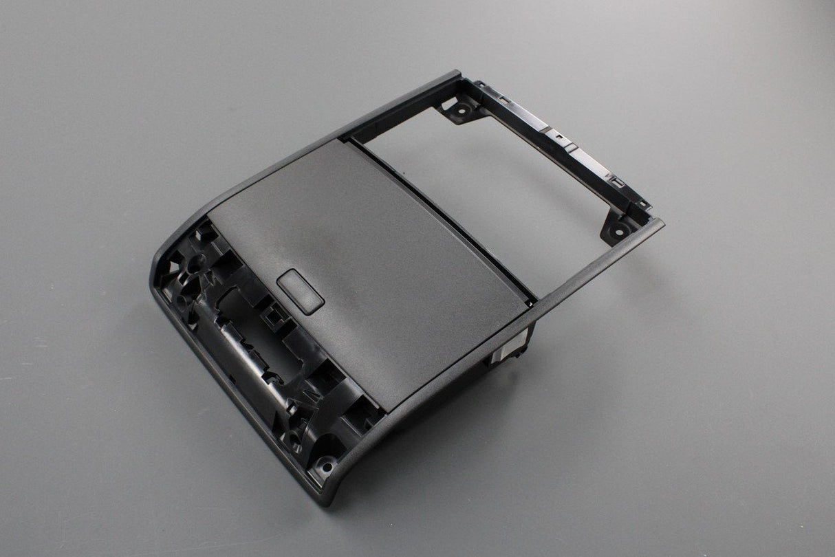 VW Golf MK7 7.5 Passat Tiguan glasses holder compartment 5G0868837 82V
