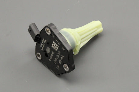 VW Golf MK8 A3 Leon Octavia 2.0 TDI engine oil level sensor 05L907660B