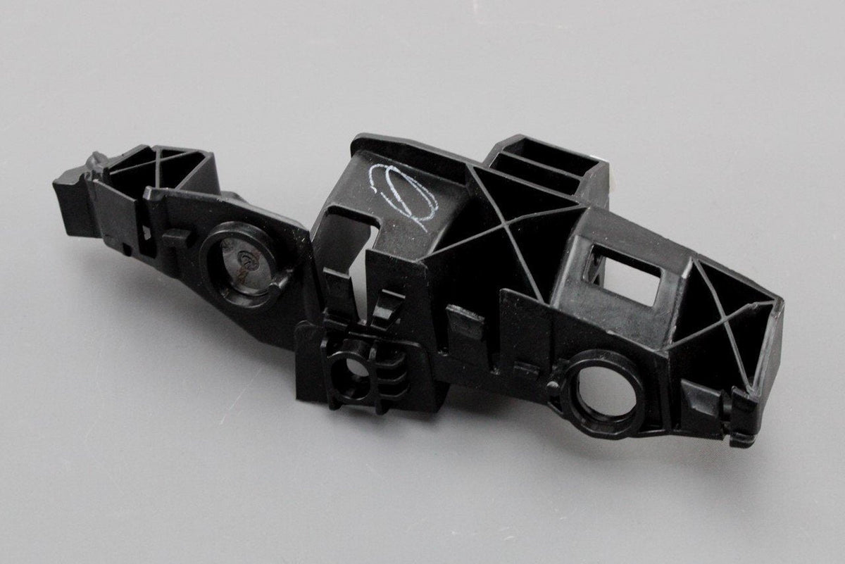 Audi Q5 2017-21 front bumper bracket guide (left) 80A807283A, view 1