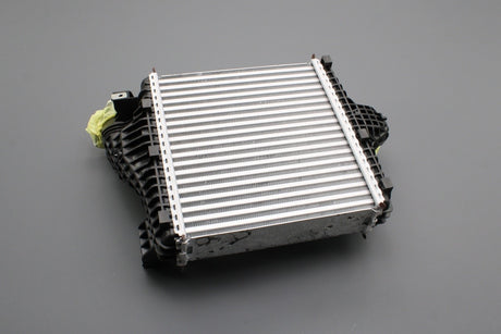 Audi SQ7 SQ8 16-on 4.0L V8 TFSI charge air cooler (right) 4M0145804BM