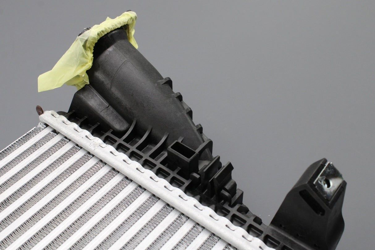 Audi SQ7 SQ8 16-on 4.0L V8 TFSI charge air cooler (right) 4M0145804BM