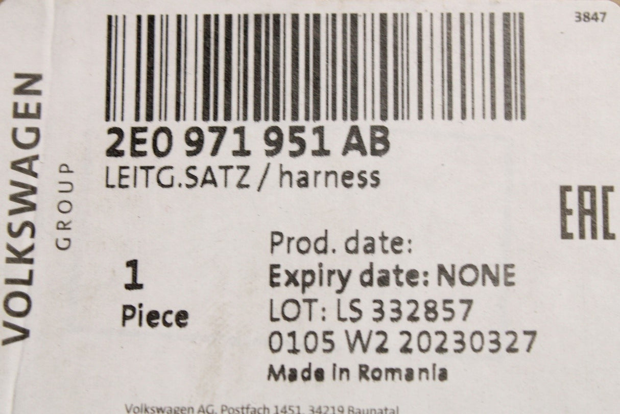 VW Crafter 06-16 sliding door roller guide with harness left 2E0971951AB