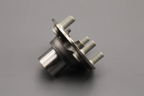 Land Rover Discovery Sport Range Rover Evoque front wheel hub LR114244