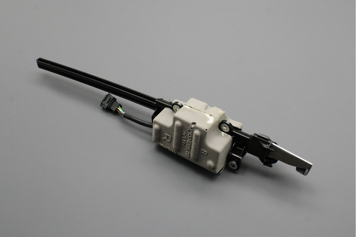 Audi A5 S5 RS5 2017-on seatbelt adjustment motor (right) 8W6857760 3Q7