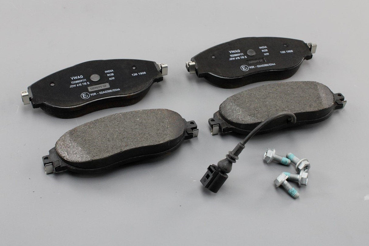 VW Golf GTI MK7 CC Passat Octavia Leon front brake pads JZW698151AT