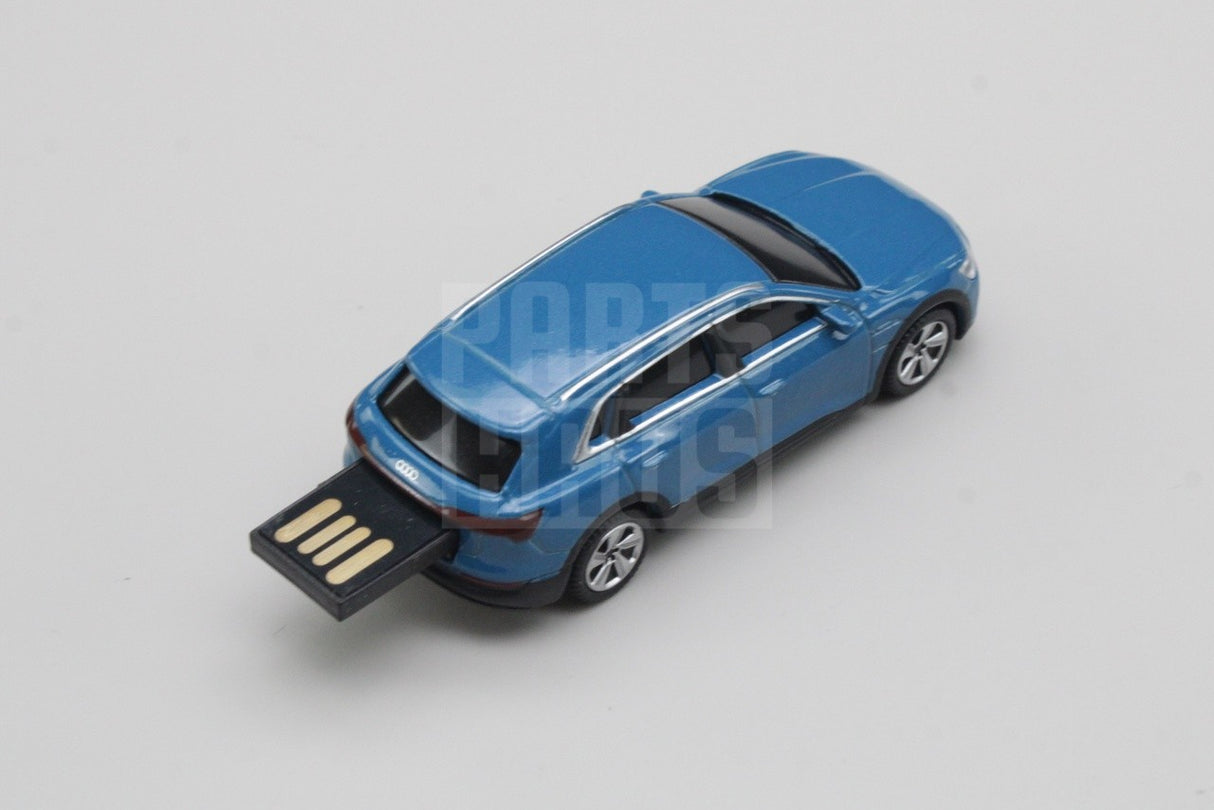 Audi e-Tron accessory 32GB USB stick 3221900100