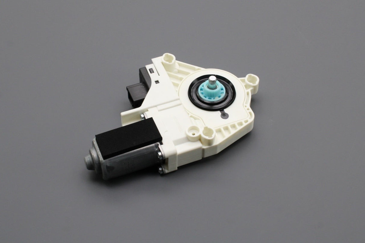Audi A4 2008-2012 A5 Q5 front window regulator motor (left) 8T0959801A