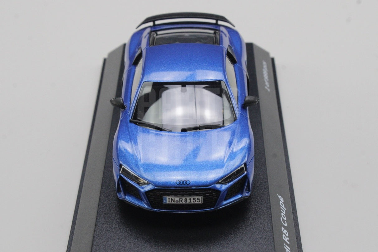 Audi R8 Coupe Ara Blue 1:43 scale model (1 of 999) 5012118431