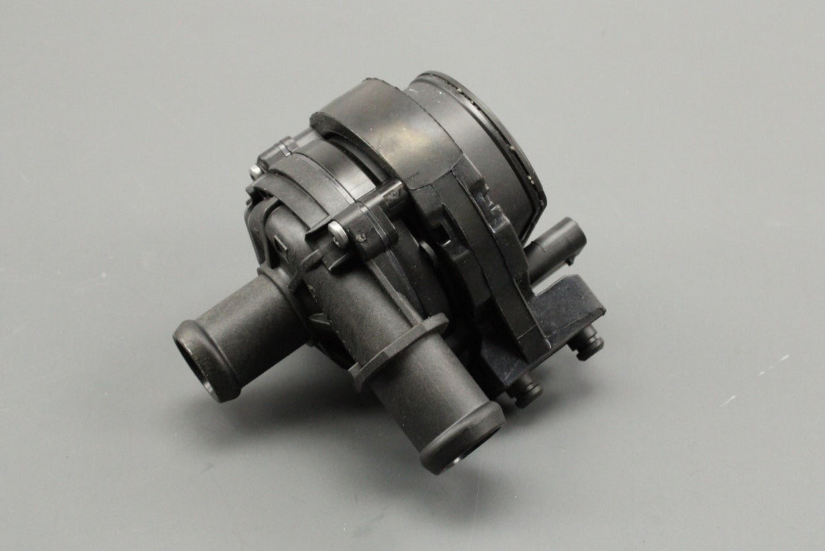 VW Golf Audi Skoda SEAT 2.0 TDI additional coolant water pump 2Q0965567A, view 1