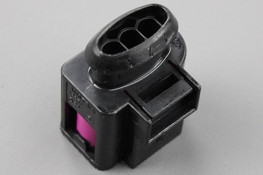VW Audi Skoda SEAT Flat connector housing 3-pin Black 4D0971993