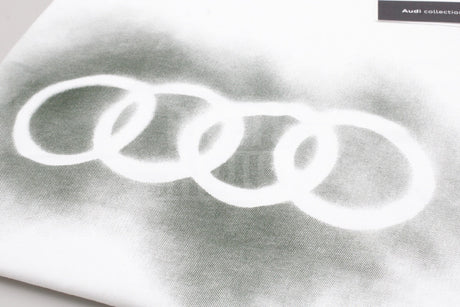Audi rings logo spray effect white t-shirt (medium) 3132200203