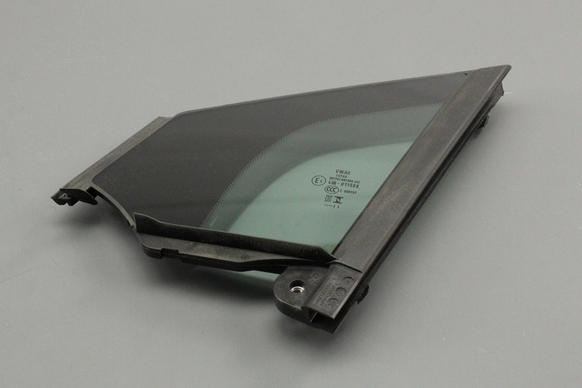 Audi Q4 e-tron 22-on A-pillar side window glass (front left) 89A845113A, view 1
