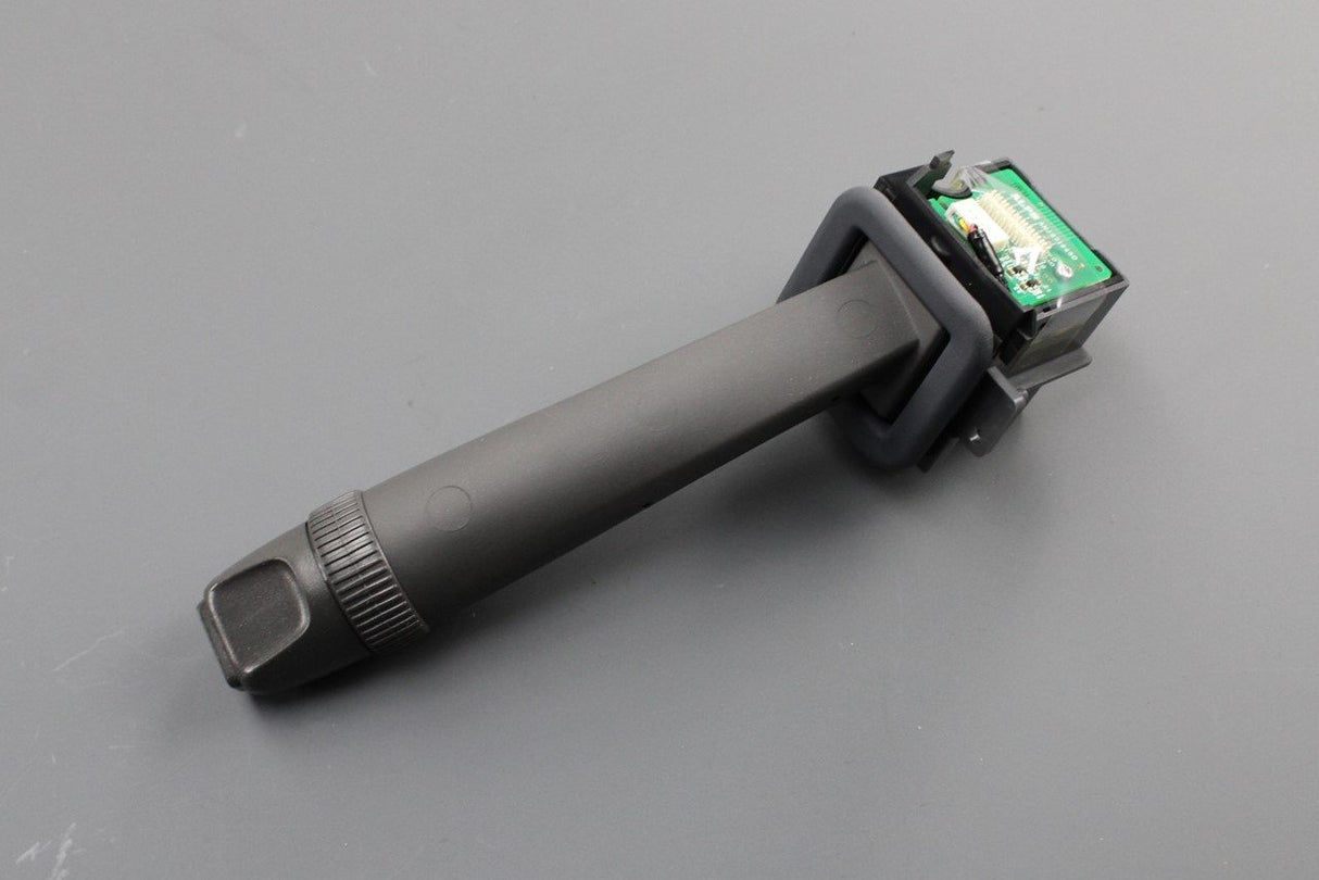 Volvo V70 windscreen wiper control stalk 31268582
