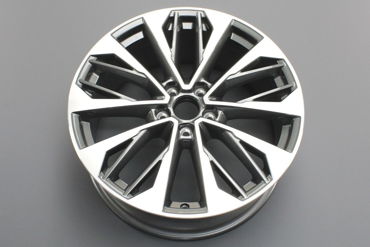 Audi Q2 SQ2 2017-on diamond cut aluminium wheel (19") 81A601025S