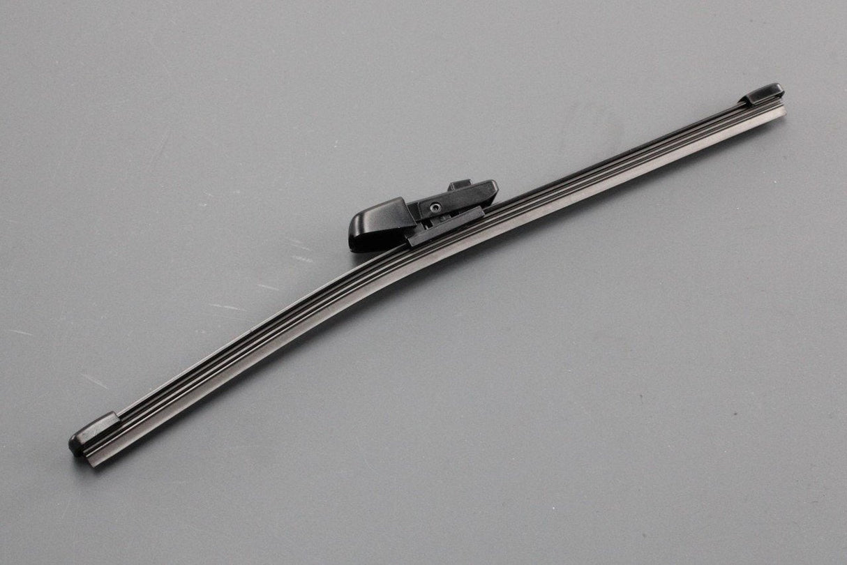 VW Golf MK7 MK7.5 hatchback rear screen wiper blade (275mm) 5G6955427C