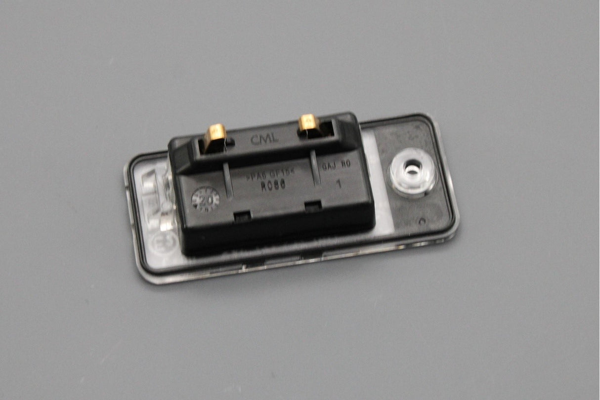 Audi A3 Cabriolet A5 A8 Q7 LED number plate light (right) 4H0943022