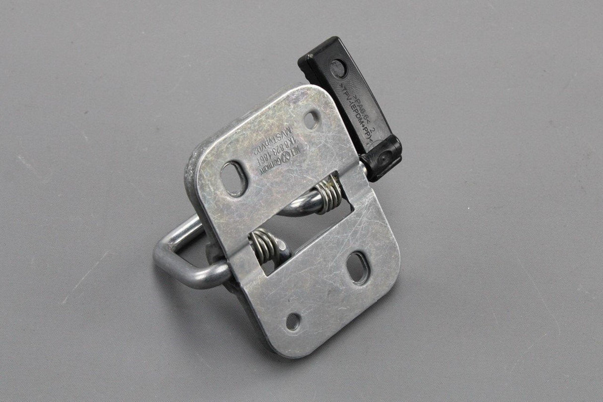 VW Scirocco Caddy Jetta Touran Passat bonnet lock catch 1K8823186F 9B9