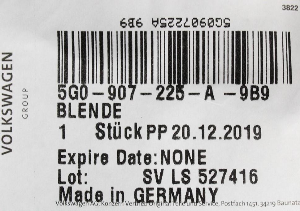 VW Golf MK7 2013-16 front radar sensor surround trim 5G0907225A 9B9