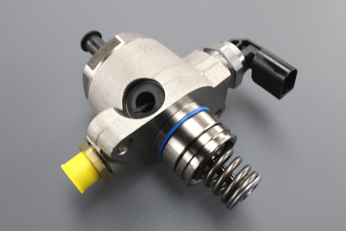 VW Audi Skoda SEAT 2.0 TSI TFSI high pressure fuel pump 06L127025P